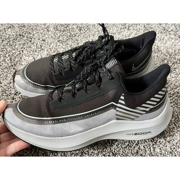 Nike Zoom winflo 6 shield women's size 9.5 - Picture 1 of 7